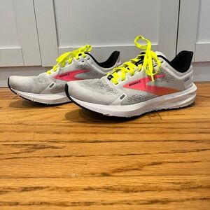 Brooks Launch 9 Running Shoes